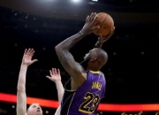 天博-关于塔图姆连续十场比赛得分超过战术调整，湖人挑战极限！的信息